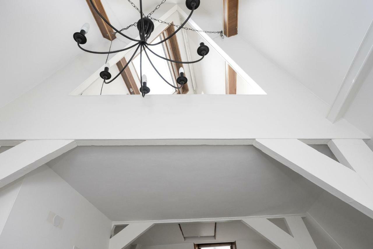 Tiny Monumental House In Down Town Leiden Apartment Bagian luar foto